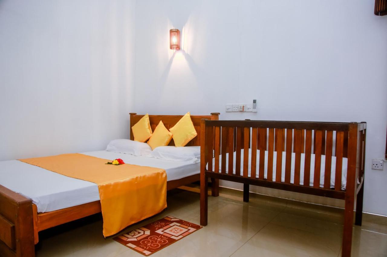 Ranjith Guest Hotel มิริสซา ภายนอก รูปภาพ