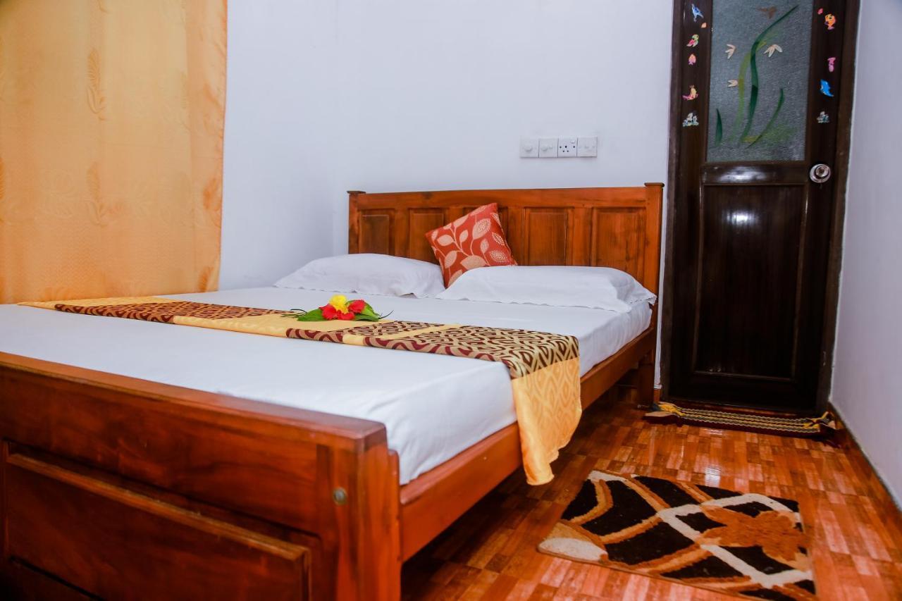 Ranjith Guest Hotel มิริสซา ภายนอก รูปภาพ