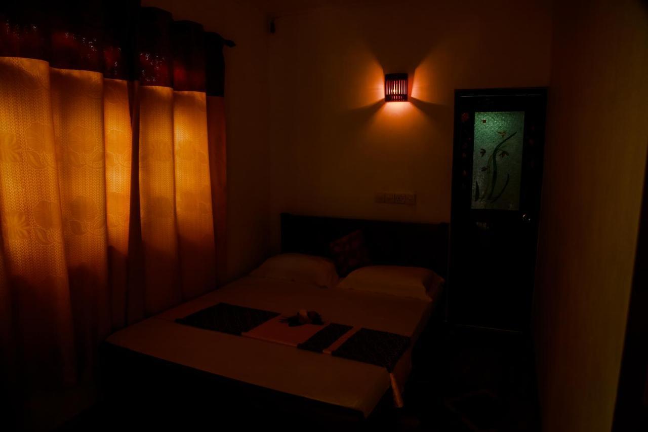 Ranjith Guest Hotel มิริสซา ภายนอก รูปภาพ