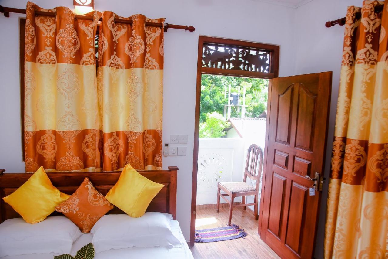 Ranjith Guest Hotel มิริสซา ภายนอก รูปภาพ