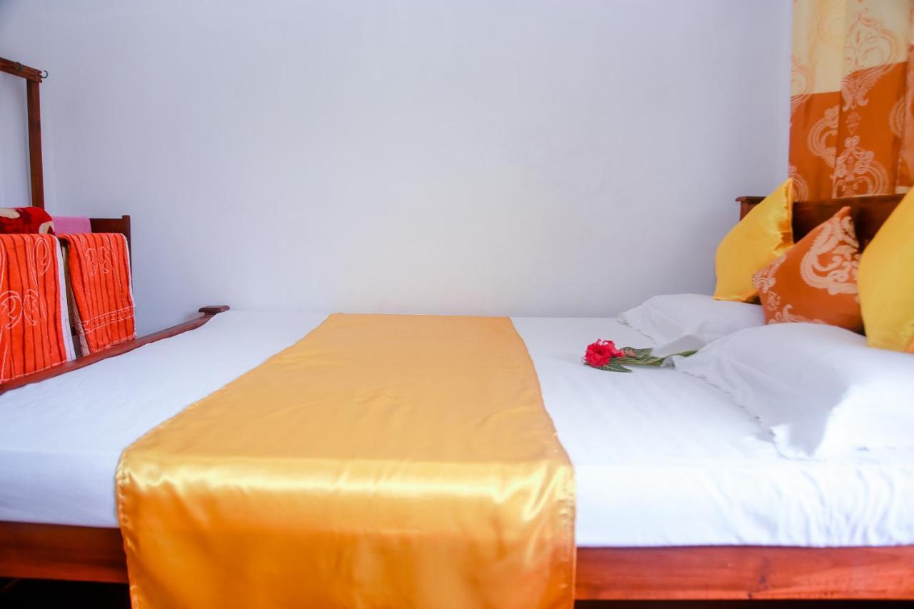 Ranjith Guest Hotel มิริสซา ภายนอก รูปภาพ