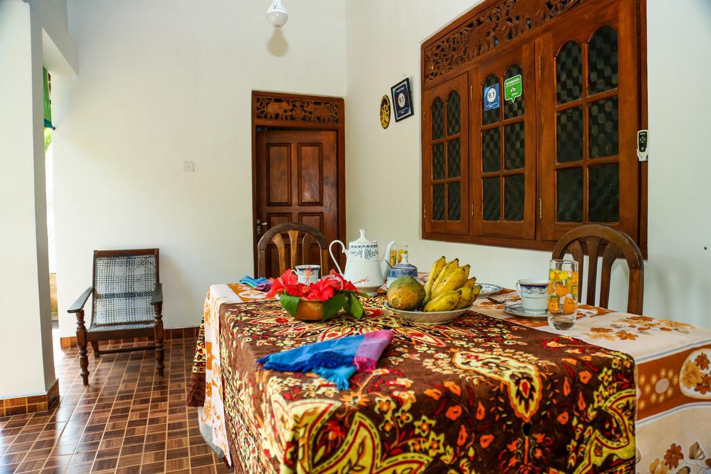 Ranjith Guest Hotel มิริสซา ภายนอก รูปภาพ